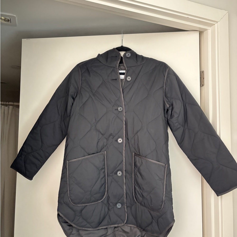 Old Navy Women's Quilted Gray Jacket